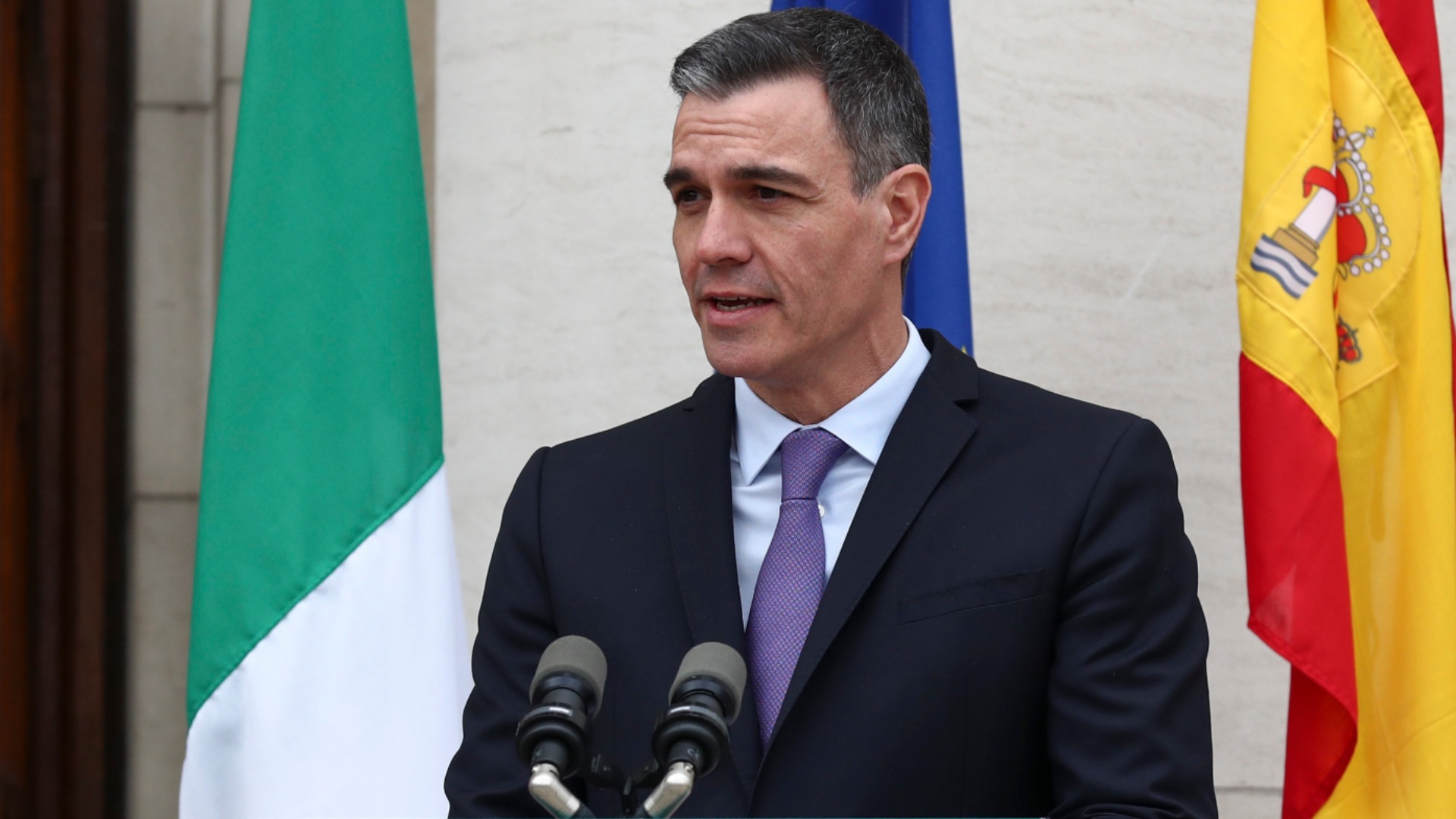Sánchez avisa: "Vamos a comprobar que la marcha de Ferrovial se ...