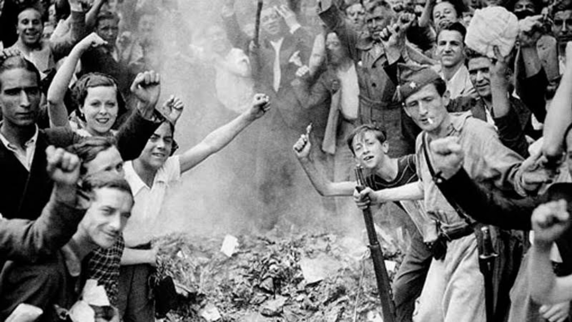 La revolución que prendió Barcelona en llamas