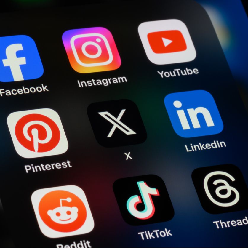 Sumando esfuerzos – Redes sociales y ONG. Oportunidades en Linkedin – 06/06/25