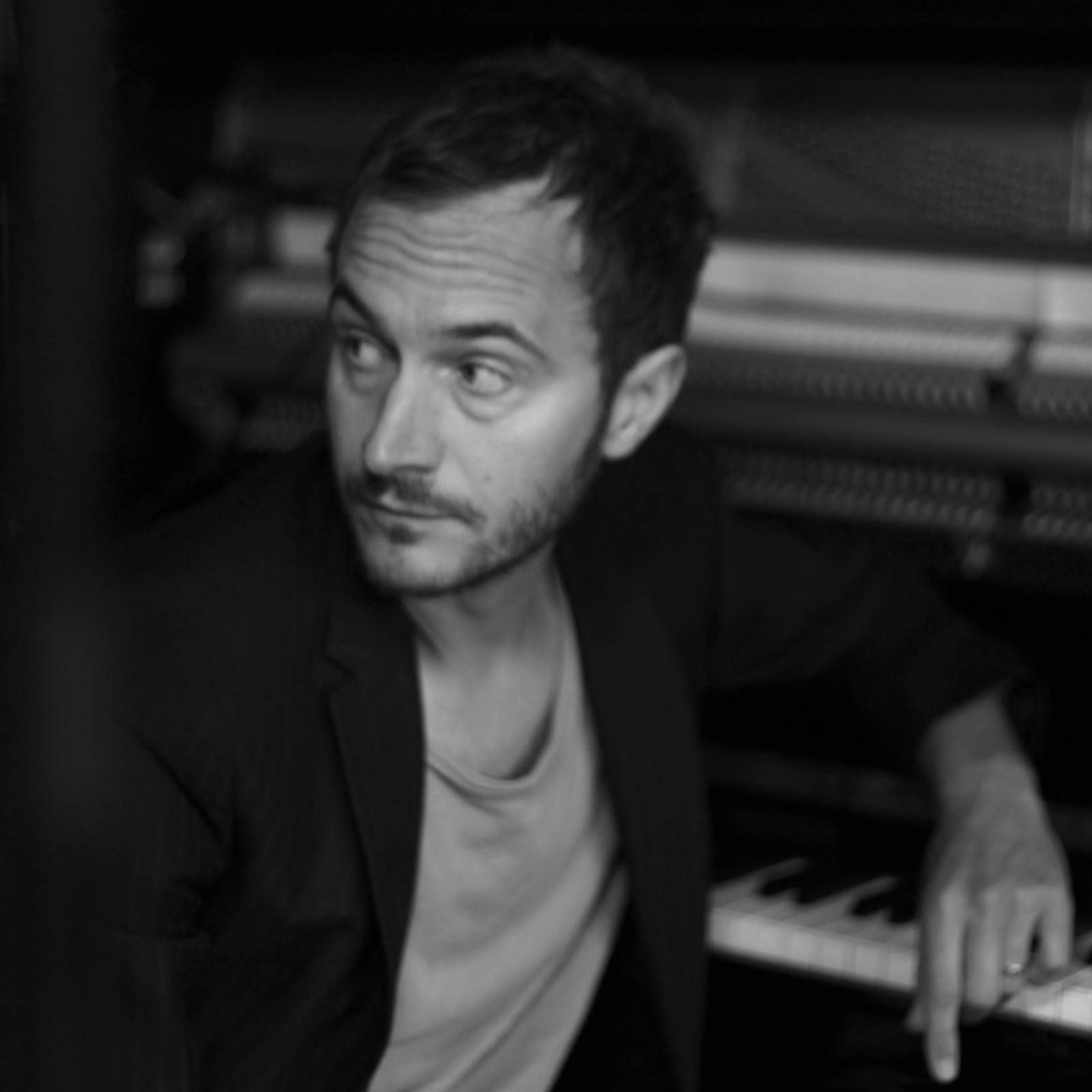 180 grados - Tom Smith, Soulwax y Loquillo (con Nat Simons) - 18/08/25
