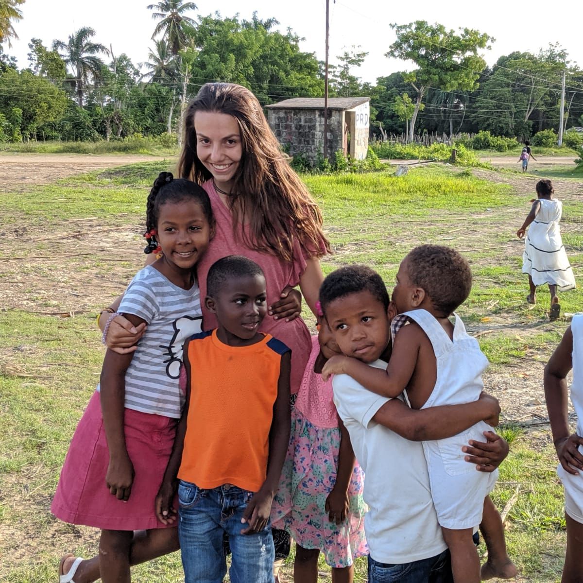 Sumando esfuerzos – El voluntariado misionero: desarrollo para las comunidades – 20/12/24