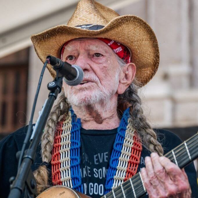 Memoria Beatle - Willie Nelson - 02/07/25