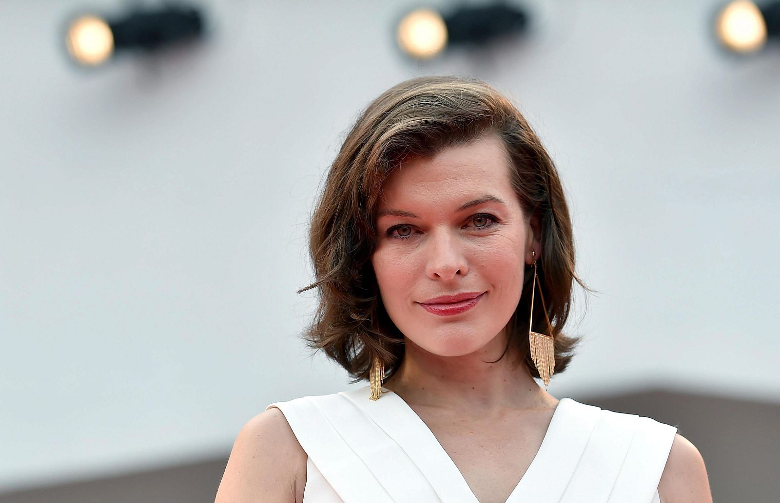 Milla Jovovich,en la isla del Lido en Venecia.