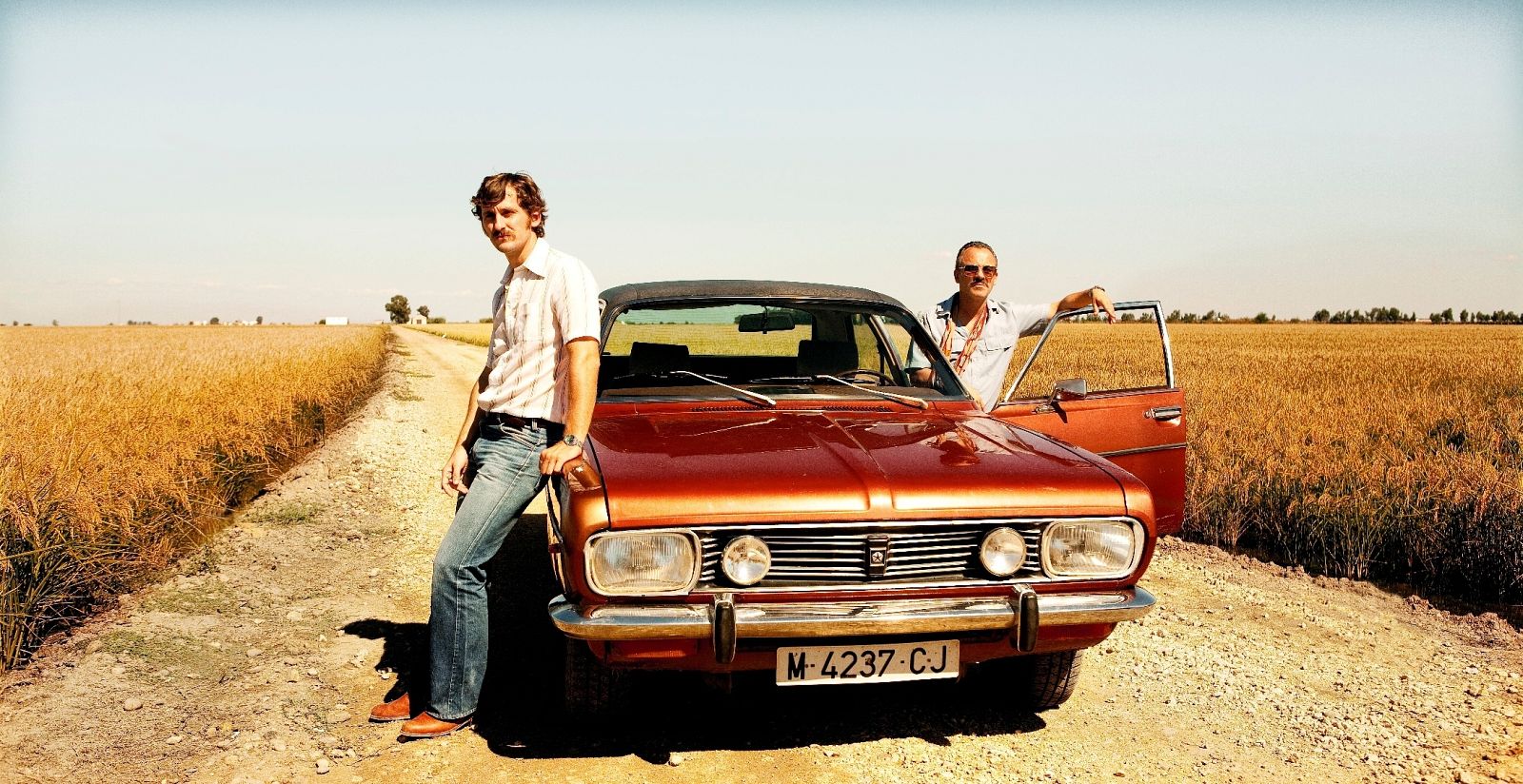 Raúl Arévalo y Javier Gutiérrez en 'La isla mínima'