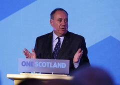Salmond acepta "el veredicto" escocés y la UE respira con "alivio"