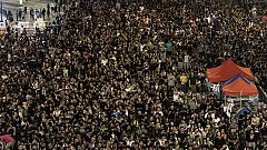 Hong Kong cumple una semana de protestas con nuevos enfrentamientos y el diálogo roto