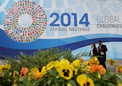 FMI: el PIB mundial crecerá menos este año por las secuelas de la crisis y la débil recuperación