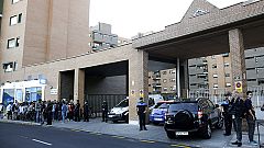 La Comunidad desinfectará las zonas comunes de la finca de la auxiliar y sacrificará a su perro