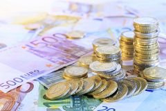 El Tesoro coloca 3.203 millones en bonos, sube el interés a 10 años y lo baja a 15 años