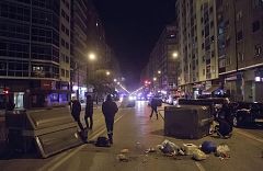 Cinco detenidos y seis agentes heridos en la tercera noche de disturbios Burgos