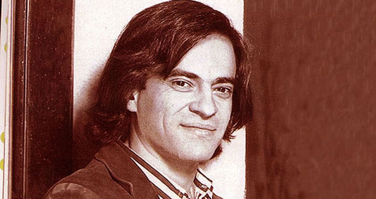 ENRIQUE URQUIJO, LÍDER DE LOS SECRETOS