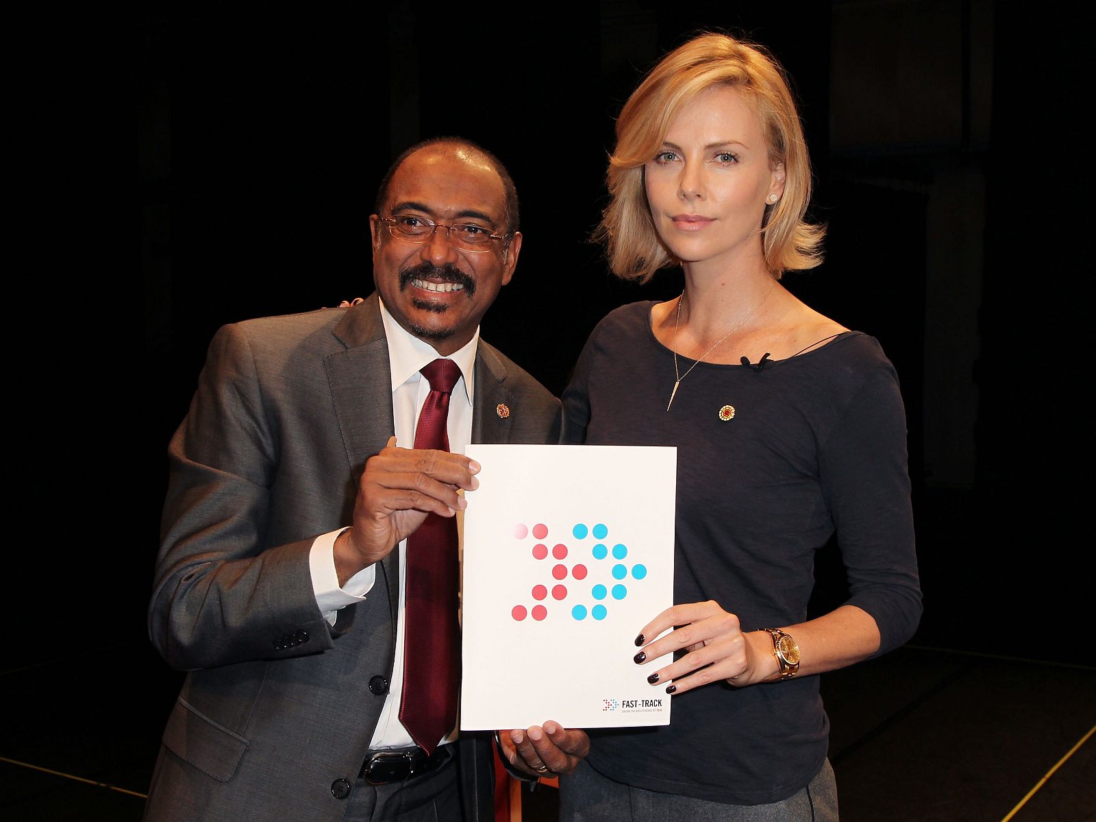 UNAIDS Launches New Fast Track Report Ahead Of World AIDS Day 2014