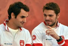 Federer jugará la final de la Copa Davis que abrirá Tsonga contra Wawrinka