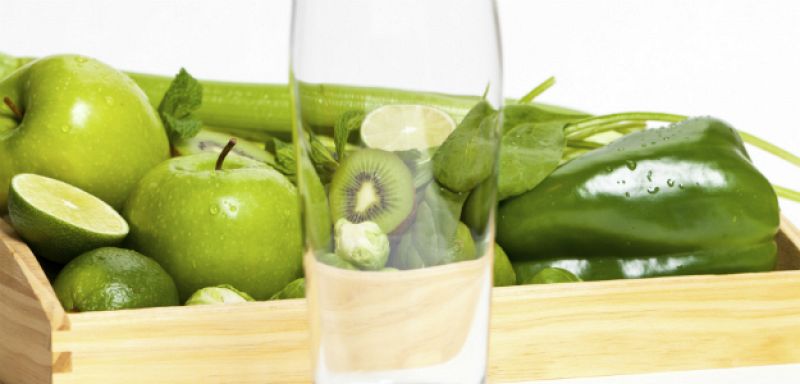 5 zumos naturales para compensar los excesos navideos