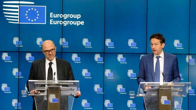 El Eurogrupo pide a España que adopte "medidas eficaces" para cumplir con el déficit de 2015
