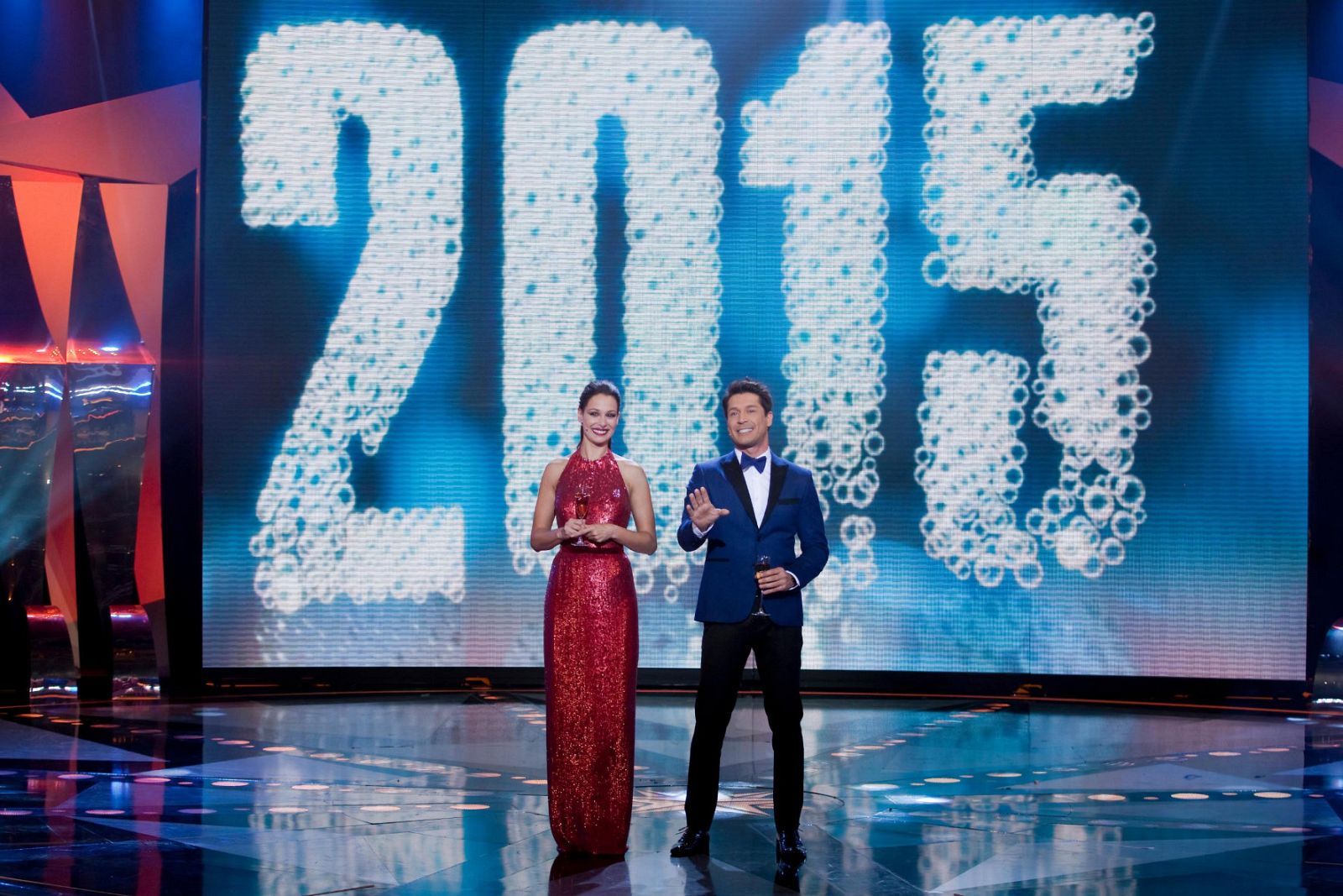 feliz2015 presentadores-2