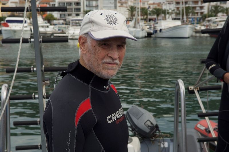 Eduard Admetlla: "Estoy vivito y buceando"