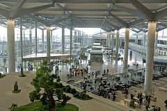 Los aeropuertos españoles recibieron 195,9 millones de viajeros en 2014, un 4,5% más