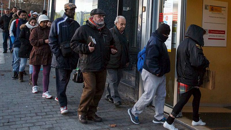 Los hogares con todos sus miembros en paro son 1.766.300 en 2014, 159.600 menos que en 2013