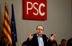 El PSC tilda de "cuento chino" la hoja de ruta de Mas y le acusa de "engañar"