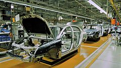 La producción de vehículos en España cierra 2014 con 2,4 millones de coches, mejor dato en 5 años