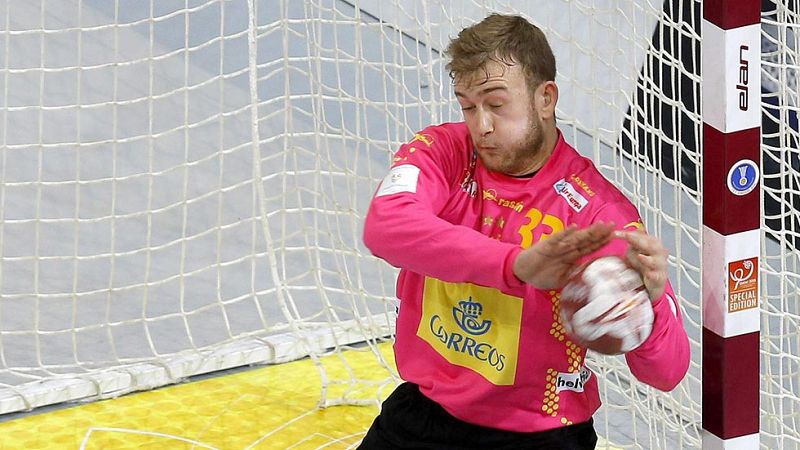 España busca el jaque mate al todopoderoso rey francés