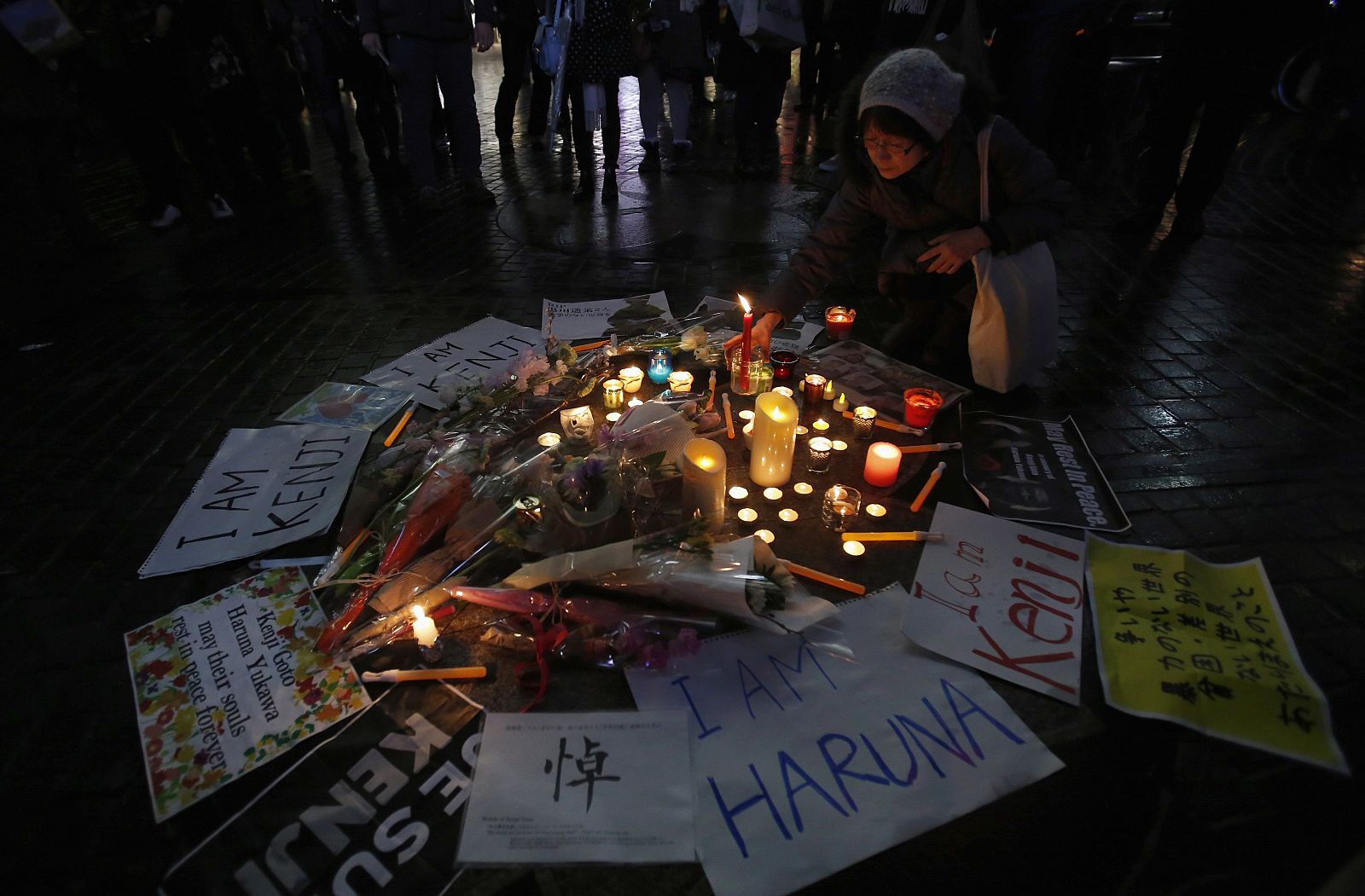 Vigilia por los japoneses Kenji Goto y Haruna Yukawa, asesinados por el EI, en Tokio