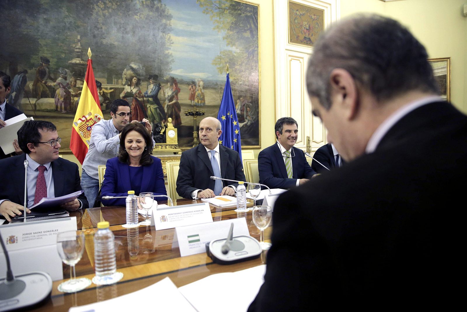 El ministro de Educación, José Ignacio Wert, junto a la secretaria de Estado Montserrat Gomendio, durante la reunión de la Conferencia General de Política Universitaria.