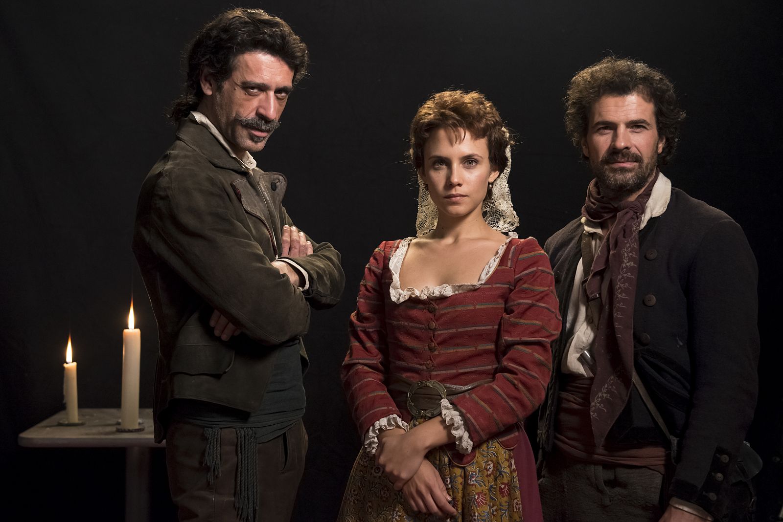 Los protagonistas de 'El Ministerio del Tiempo': Nacho Fresneda, Aura Garrido y Rodolfo Sancho