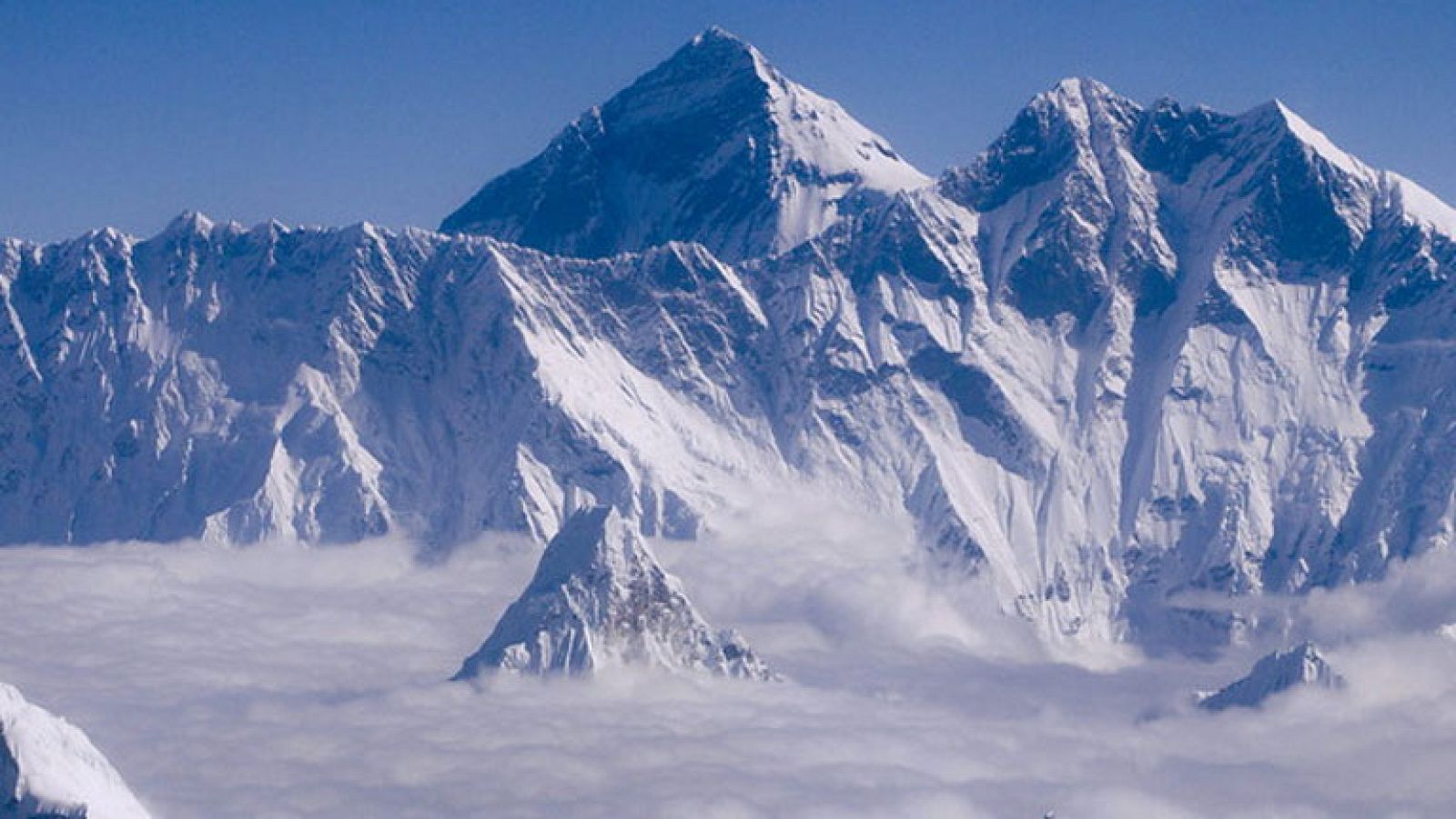 MONTE EVEREST