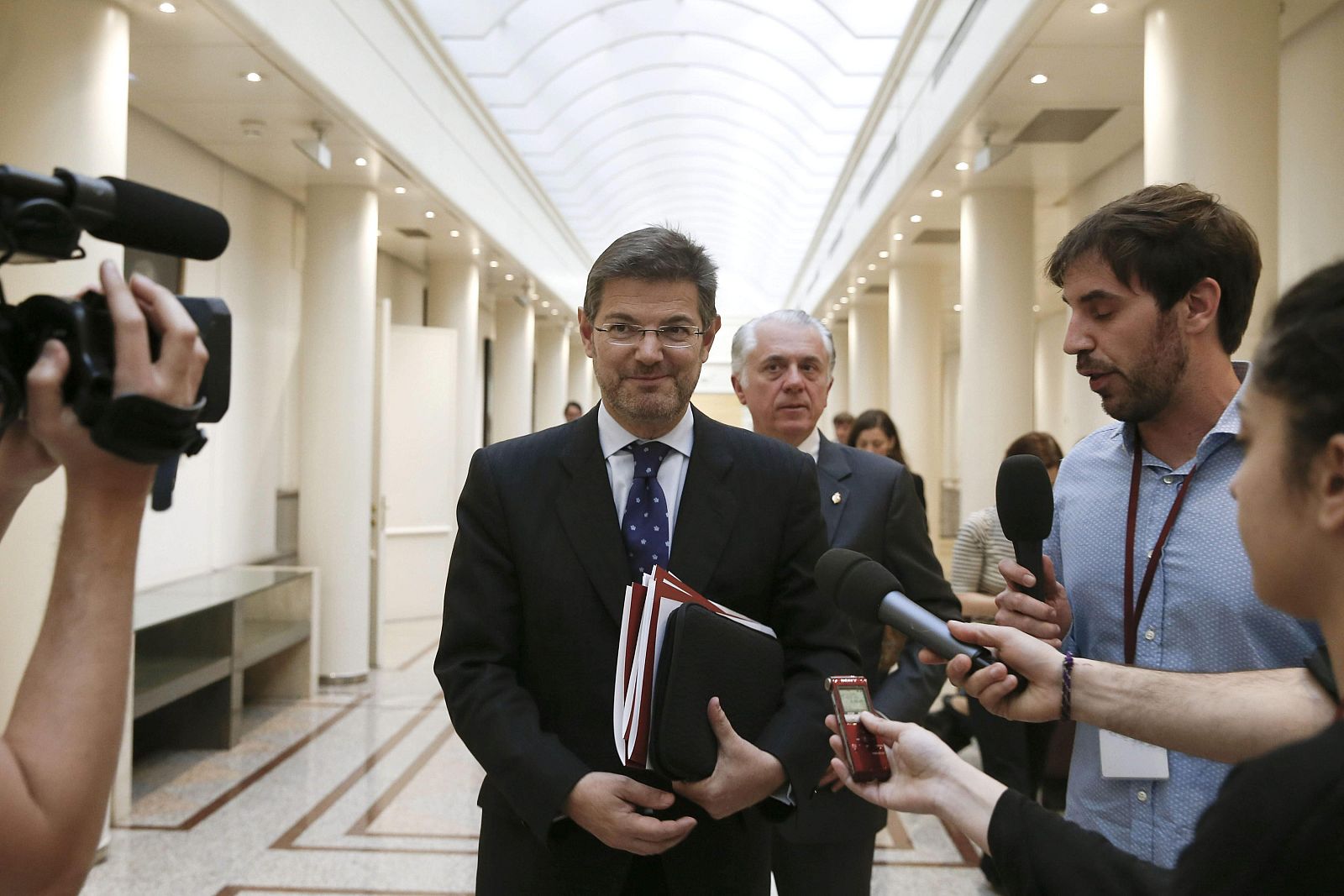 El ministro de Justicia, Rafael Catalá, a su llegada a la sesión de control al Gobierno