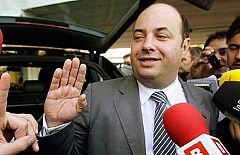 Giralt llama "mentiroso" a Laporta y niega estar vinculado a Sandro Rosell