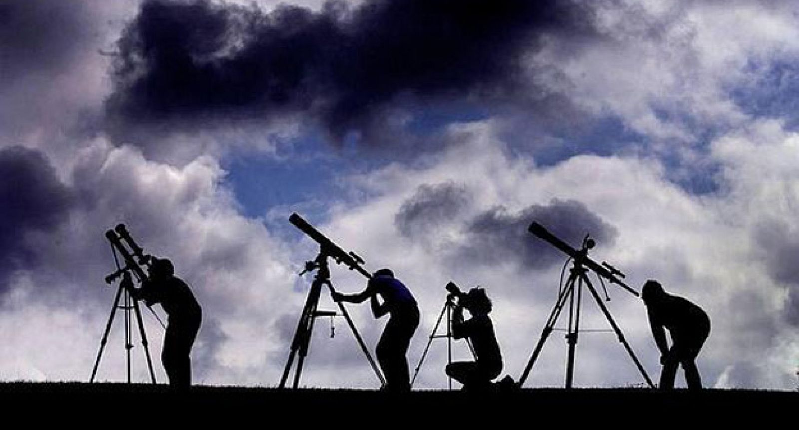 El eclipse solo podrá verse completo en dos archipiélagos del Atlántico Norte.