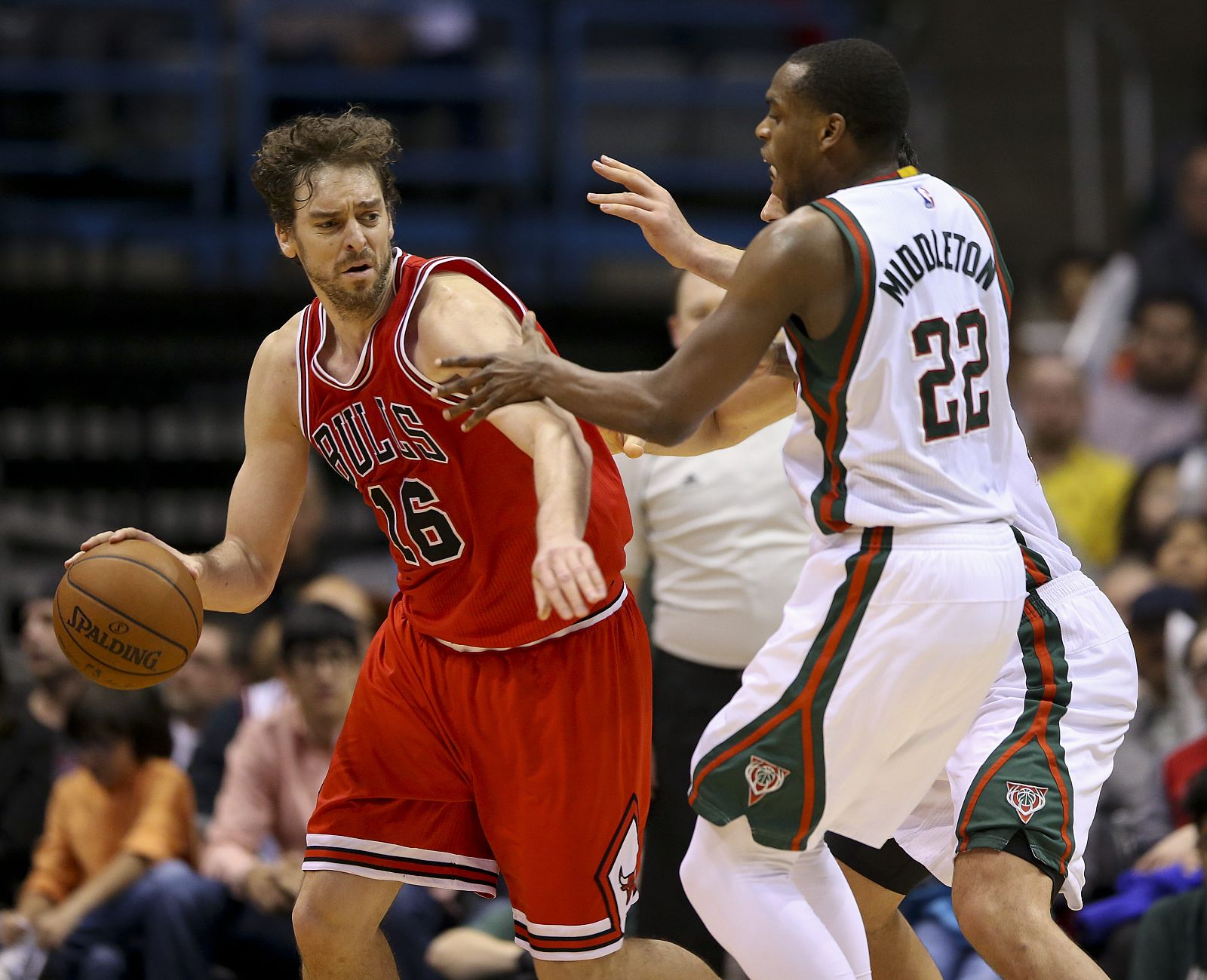 MILWAUKEE BUCKS VS. CHICAGO BULLS