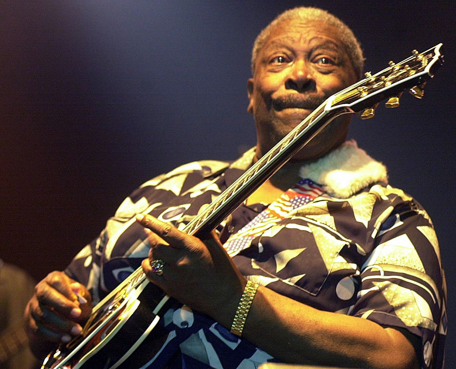 B.B. King en un concierto en el Palacio de Deportes de Granada en 2004.