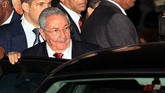 Barack Obama y Raúl Castro hablan por teléfono antes de la Cumbre de Panamá