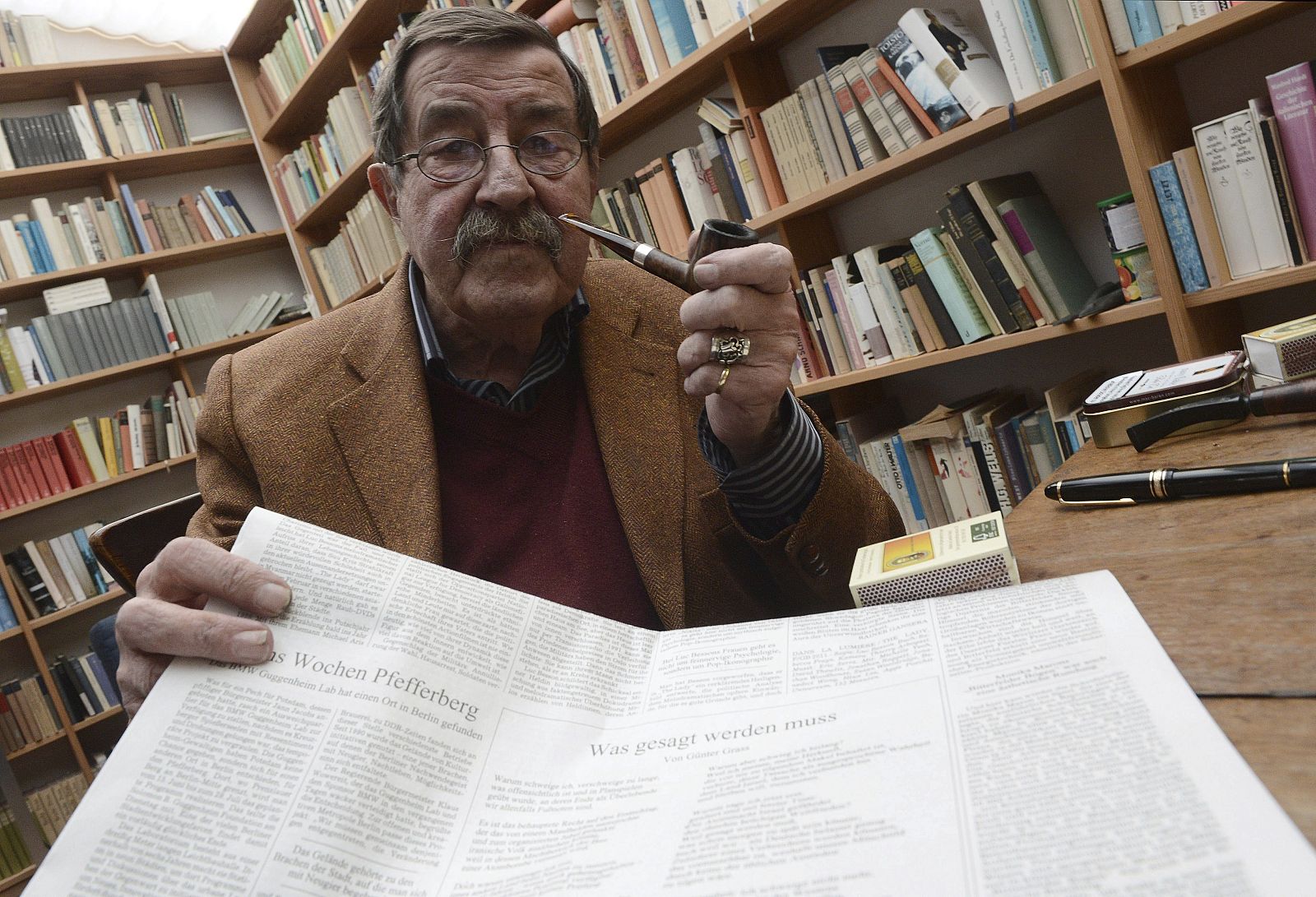 El escritor alemán Günter Grass