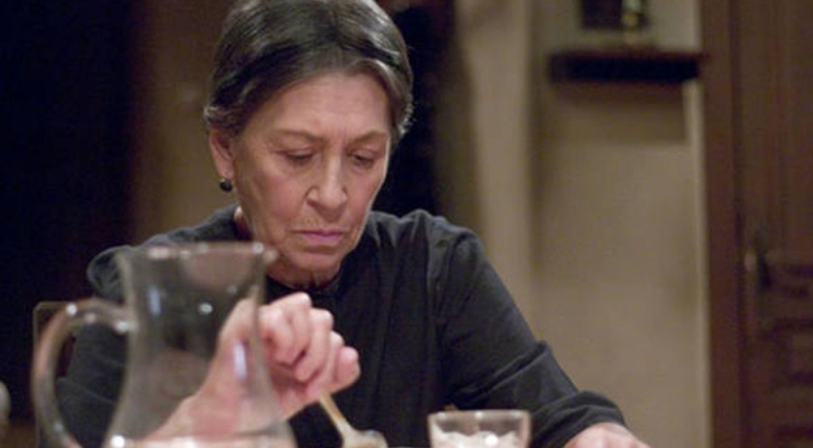 Pilar Bardem -Elpidia Grande