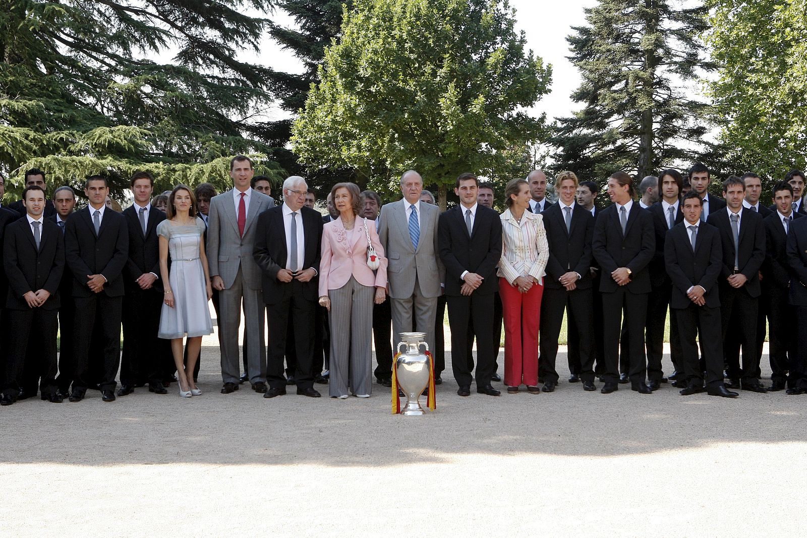 Foto de familia real con la Eurocopa