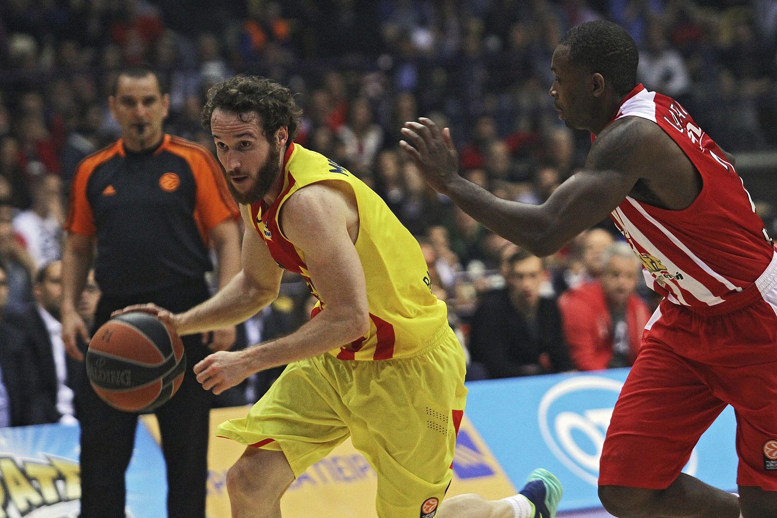 BARCELONA VS. OLYMPIACOS