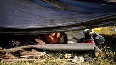 La cifra de muertos sobrepasa los 4.000 mientras los supervivientes huyen de Katmandú