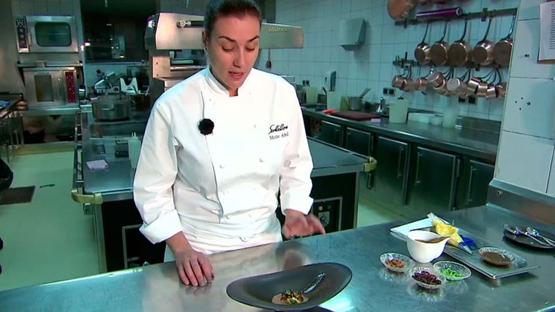 Postre con curry y fruta de la pasin, por Montse Abell