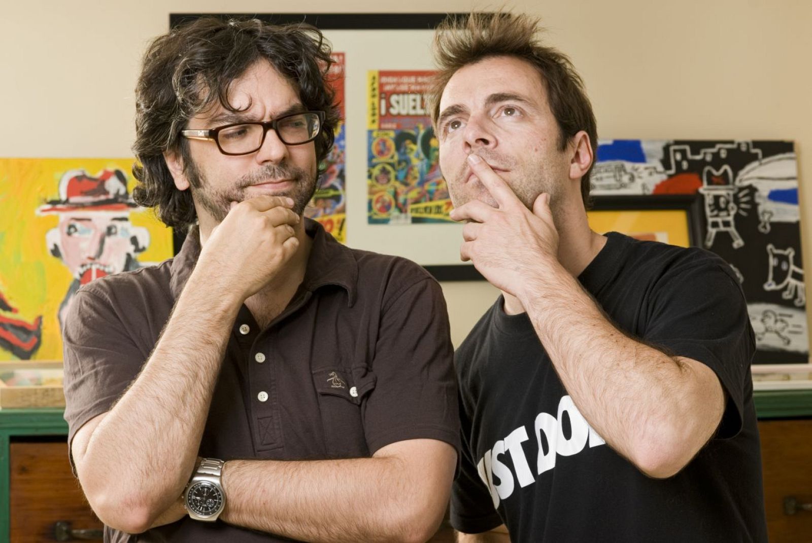 Kevin Johansen (derecha) y el dibujante Liniers (izquierda)