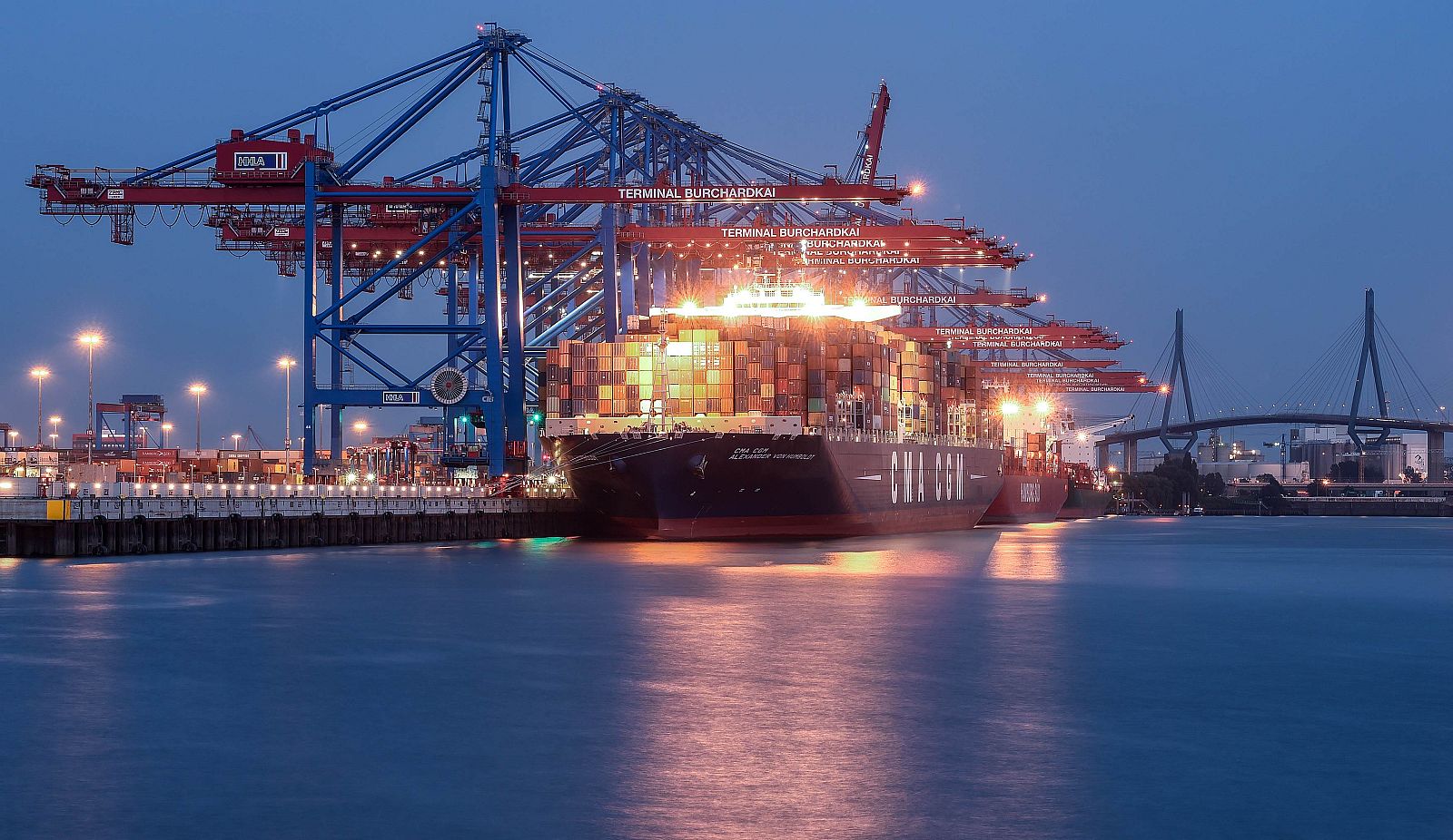 Imagen del puerto alemán de Hamburgo
