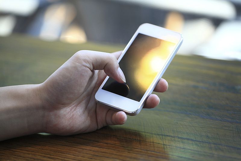 Los precios siguen en negativo en abril en el -0,6% pero repuntan por gasolinas, luz y teléfono