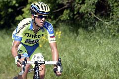 Contador: "Estoy muy contento, pero el rosa hay que lucirlo en Milán"
