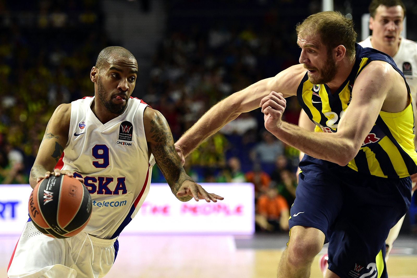 Imagen del encuentro de Final Four, por el tercer y cuarto puesto, entre CSKA y Fenerbahçe.