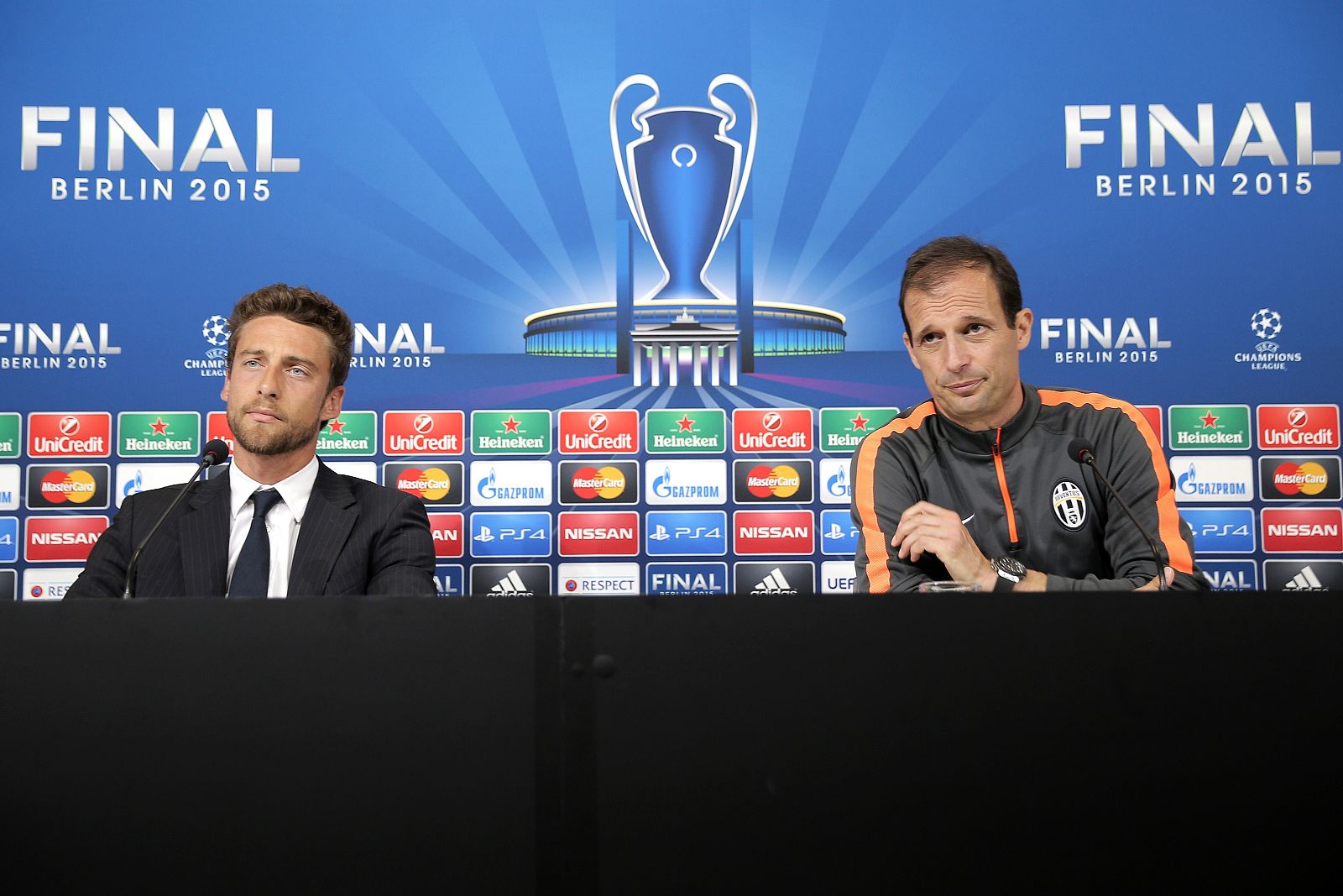 Imagen de la rueda de prensa conjunta de Claudio Marchisio y Massimilliano Allegri, de la Juventus