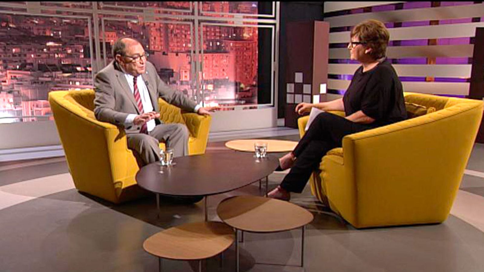 Vespre a La 2 Olga Viza entrevista Jordi Vila Solà