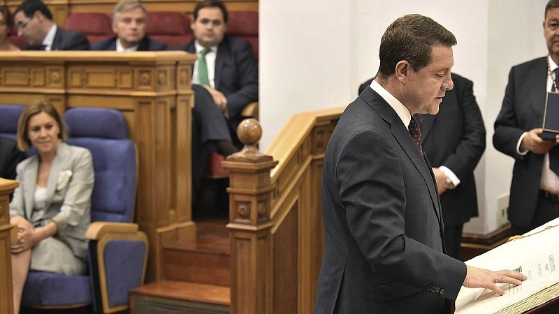 Se constituyen los Parlamentos de Castilla-La Mancha, Baleares, La Rioja y Aragón